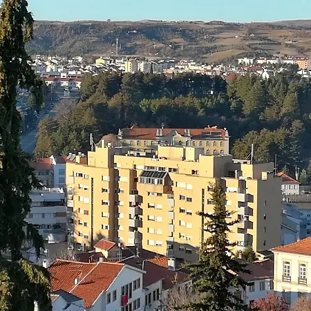 Alojamento de Acomodação e Pequeno-almoço São Roque Hotel&suites